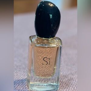 Giorgio Armani “Si” Eau de Parfum 1.7 oz